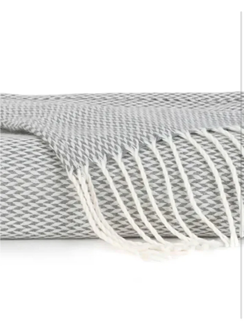 New gorgeous 50x60 Light Gray Herringbone  Knit Throw Blanket - Soft Home Bed
